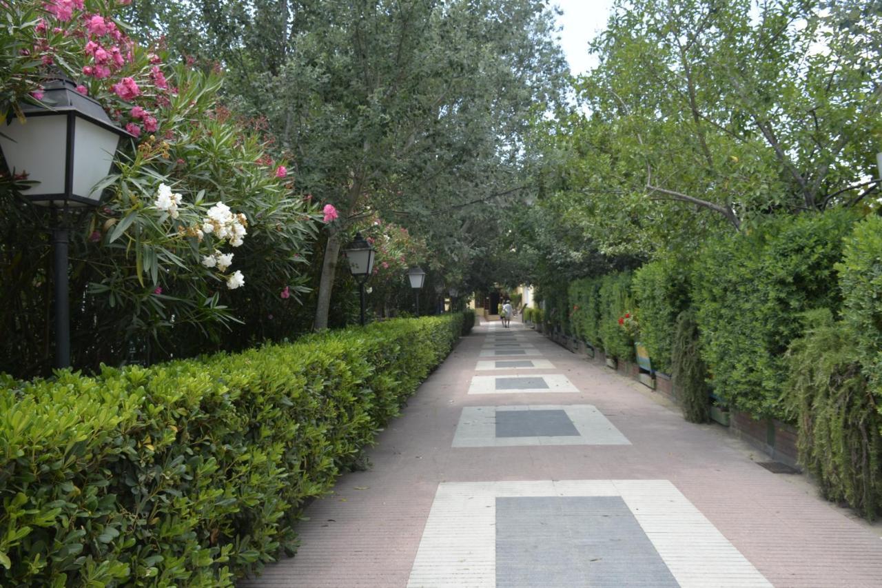 Hotel Riomar Sant Marti d'Empuries Extérieur photo