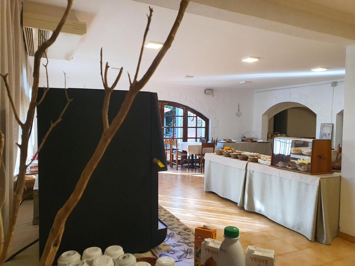 Hotel Riomar Sant Marti d'Empuries Extérieur photo